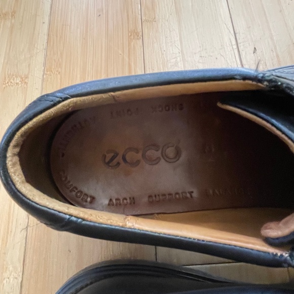 ECCO Black Golf Shoes, all leather shoes - Picture 6 of 13